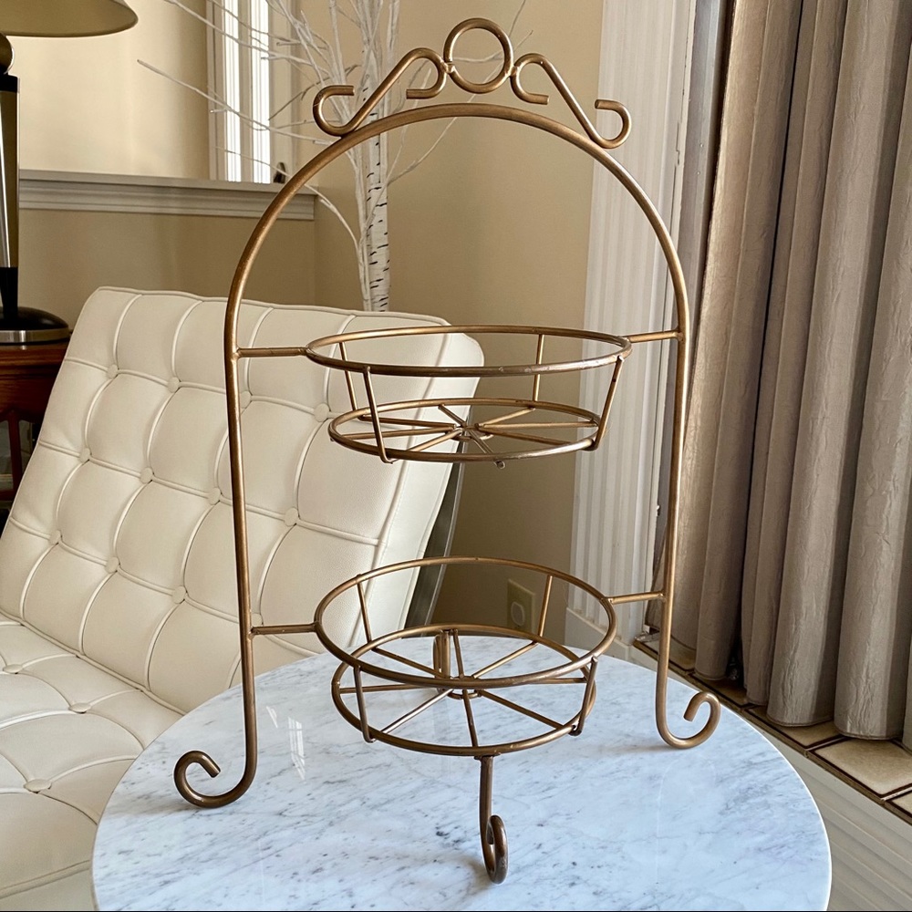 Two Tier Metal Basket Centerpiece Holder